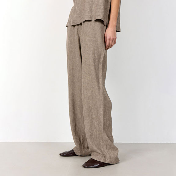 Byxa Naja 7 Sandbrun LEVETE ROOM