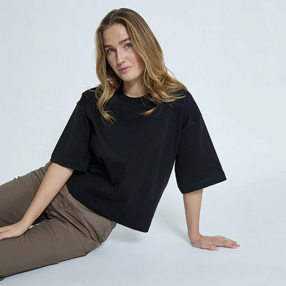 Fiola T-shirt Black PEPPER CORN