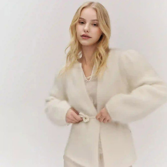Fredrikke Chunky Cardigan White ELLE & IL