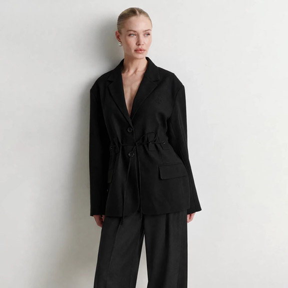Grayson Blazer Black SECOND FEMALE
