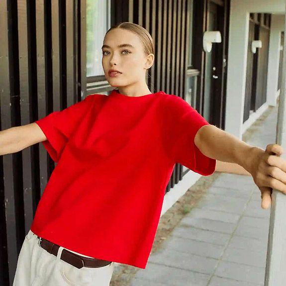 Orah Tee Bright Red NORR