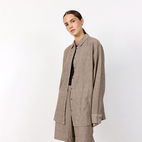 Shirt Naja 20 Sandbrun LEVETE ROOM
