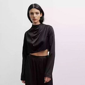ahlvar-gallery-jade-cropped-blouse-black.jpg