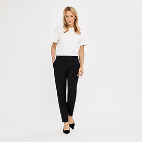 byxa-julia-ankle-svart-five-units.jpg