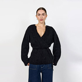 cardigan-noreen-black-levete-room.jpg