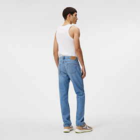 cody-washed-regular-jeans-34l.jpg