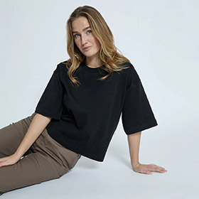 fiola-t-shirt-black-pepper-corn.jpg