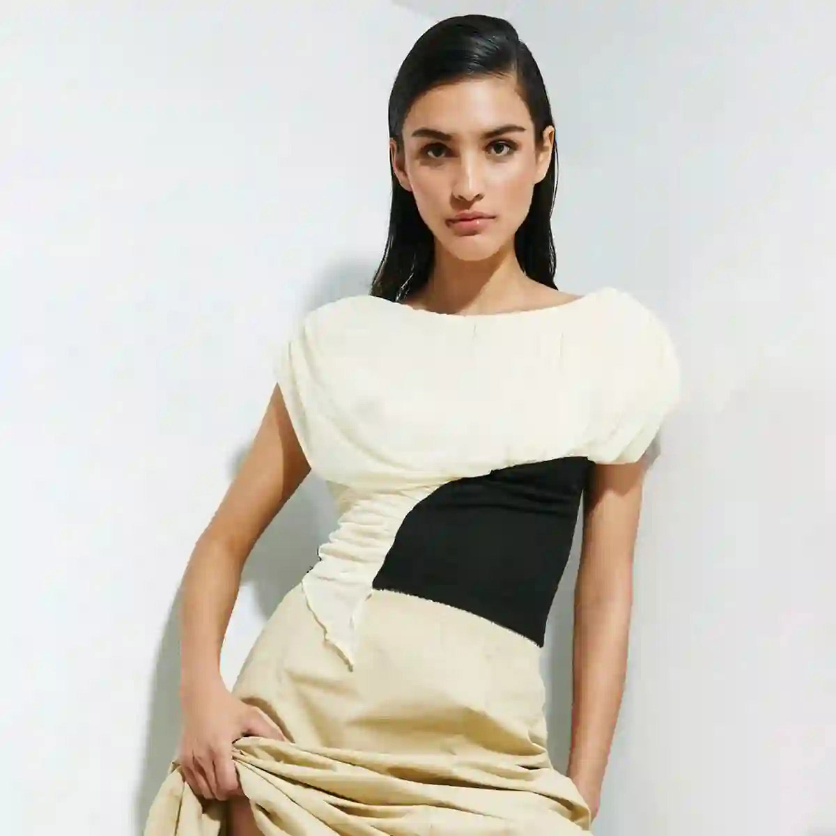 Gemini Draped Top Ecru LAGAAM - bild 3