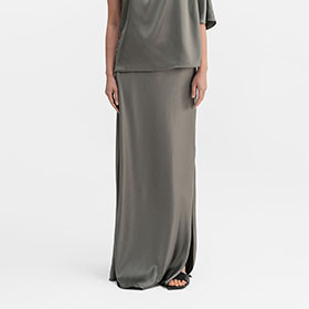 hana-long-logo-skirt-lgh-military-ahlvar-gallery.jpg