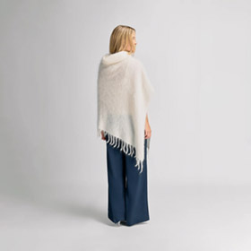 Hedy Tutrleneck Poncho Cream URBAN PIONEERS - bild 3