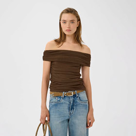 samera-offshoulder-top-brun-gestuz.jpg