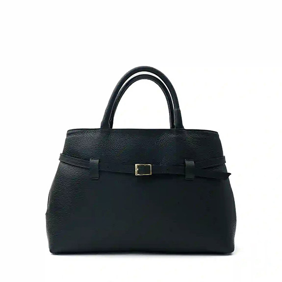 skinnvaska-pisa-black-latalia.jpg