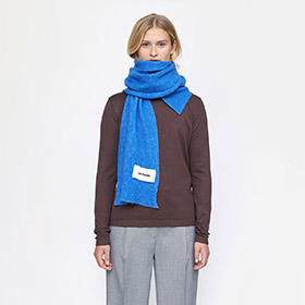 sr-allison-scarf-knit-delft.jpg