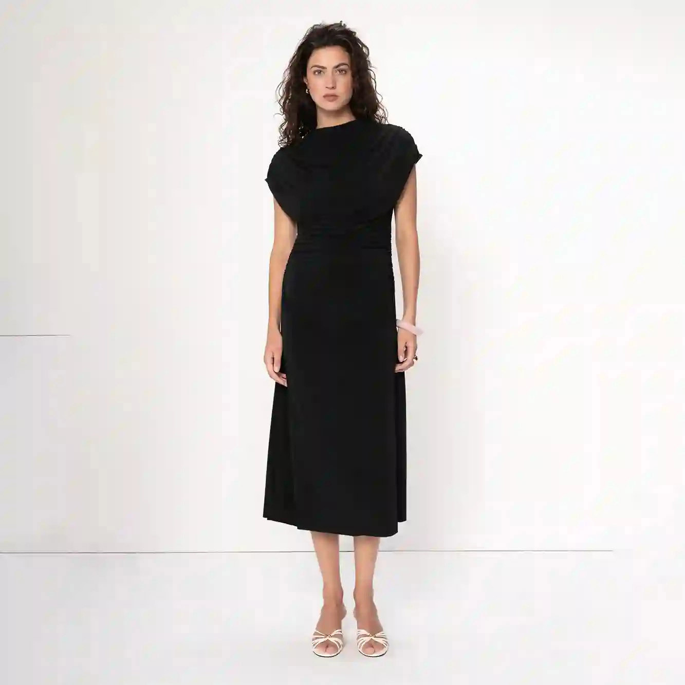 talia-dress-black-viveh.jpg