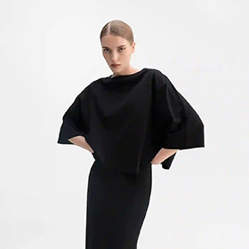 thea-jersey-tee-black-ahlvar-gallery.jpg
