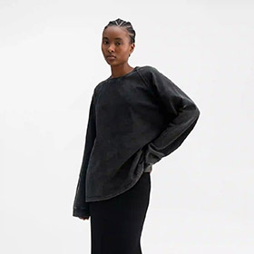 thelma-ls-tee-washed-black-ahlvar-gallery.jpg