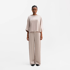 Top Thea Satin Tee Griege AHLVAR GALLERY - bild 2