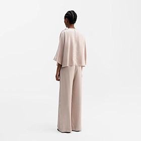 Top Thea Satin Tee Griege AHLVAR GALLERY - bild 3