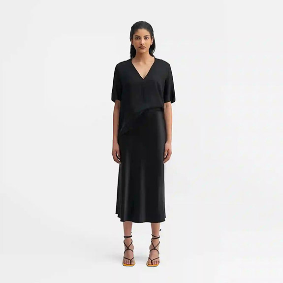 Yoli V-Neck Silk Blouse Black AHLVAR GALLERY - bild 2