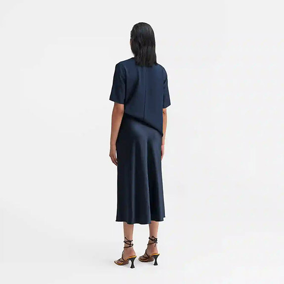 Yoli V-Neck Silk Blouse Midnight Blue AHLVAR GALLERY - bild 2